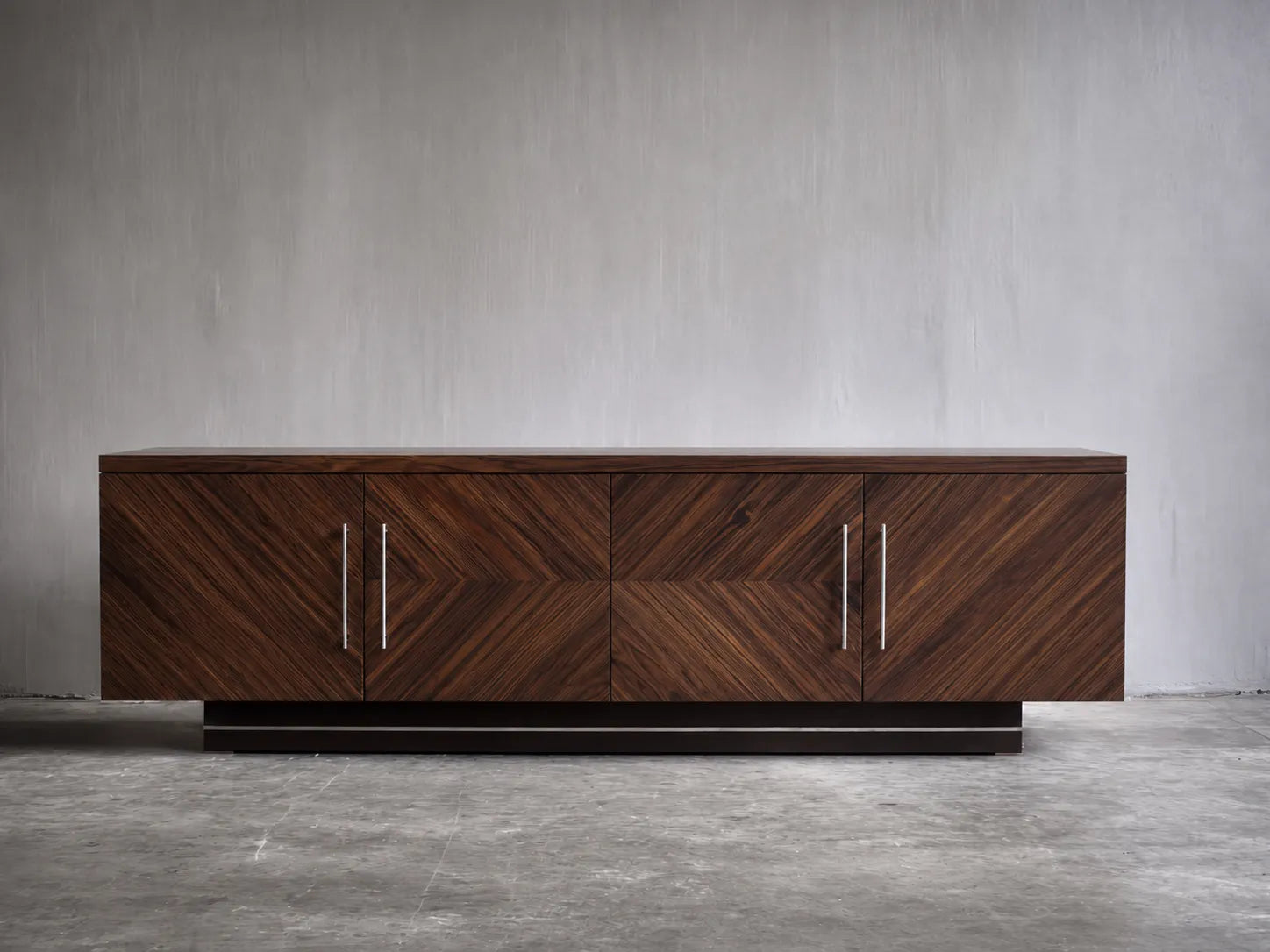 Geometric Natural Solid Wood TV Stand with Chevron Door Design - Livewoodcraft - 9